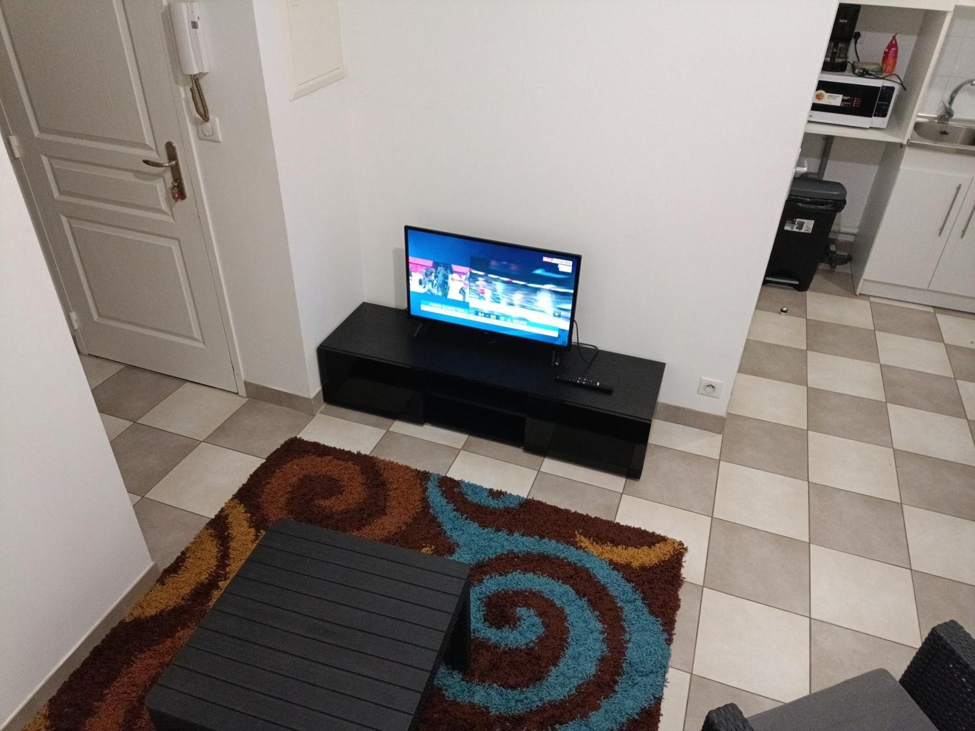L'orleanaise Hebergements Cosy Appartement *